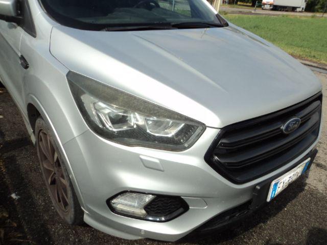 FORD Kuga usata, con Volante in pelle