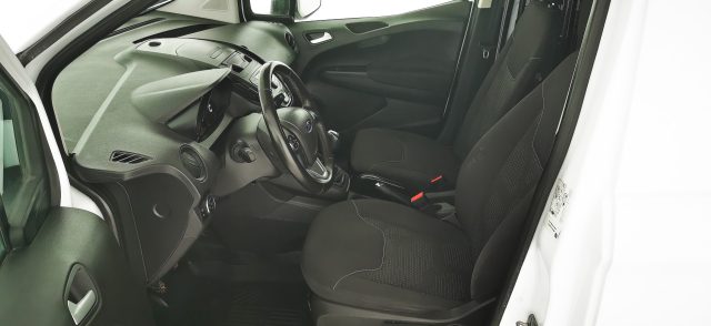 FORD Transit Courier usata, con Servosterzo