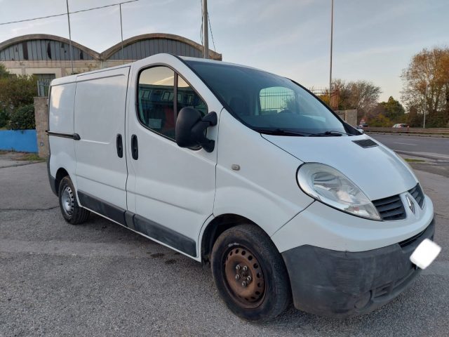RENAULT Trafic usata 1