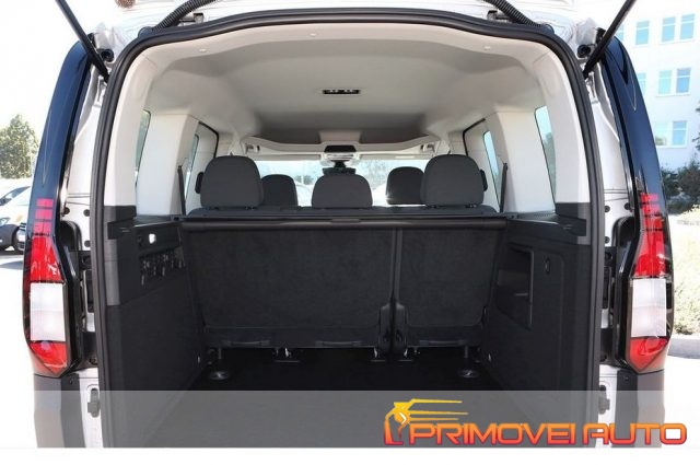 VOLKSWAGEN Caddy usata, con Autoradio digitale