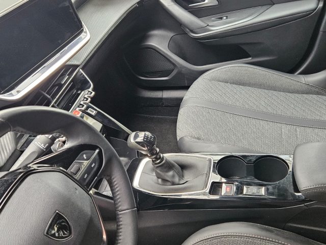 PEUGEOT 2008 usata, con Cruise Control