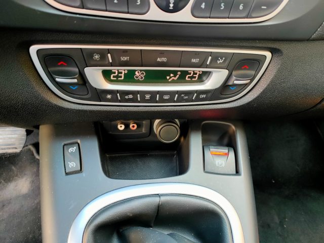 RENAULT Scenic usata, con Cruise Control