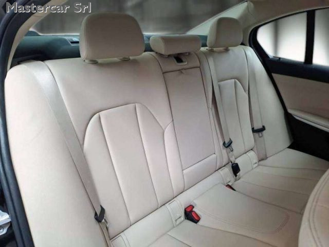BMW 320 usata, con Chiusura centralizzata
