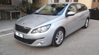PEUGEOT 308 usata, con Airbag