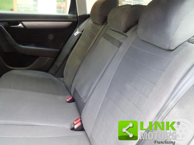 VOLKSWAGEN Passat usata, con Climatizzatore