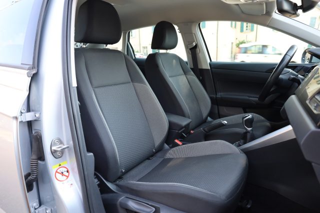 VOLKSWAGEN Taigo usata 129