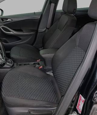 OPEL Astra usata, con Volante in pelle