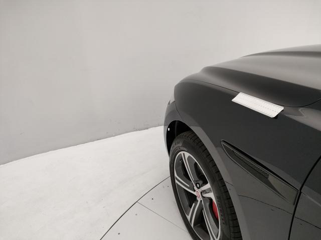JAGUAR F-Pace usata, con Specchietti laterali elettrici