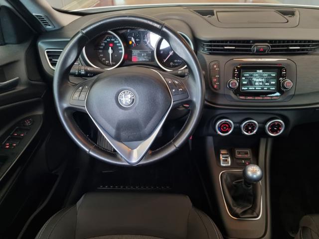 ALFA ROMEO Giulietta usata, con Luci diurne LED