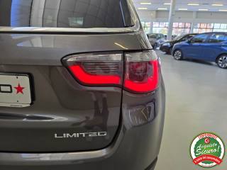 JEEP Compass usata, con Autoradio digitale