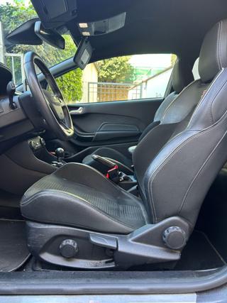 FORD Fiesta usata, con Autoradio