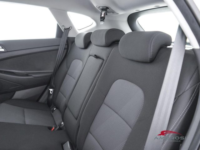 HYUNDAI Tucson usata 9
