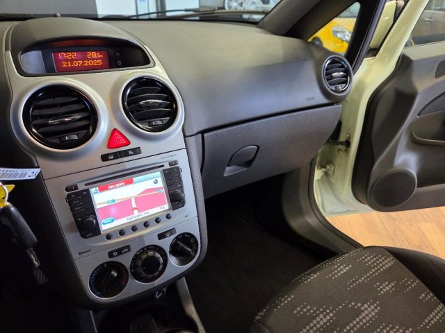 OPEL Corsa usata, con Controllo trazione