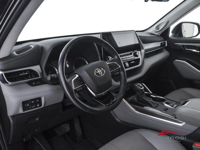 TOYOTA Highlander usata 7
