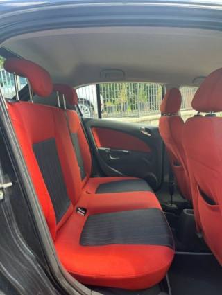 OPEL Corsa usata, con Servosterzo