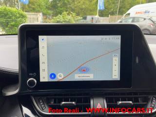 TOYOTA C-HR usata, con Sensori di parcheggio anteriori