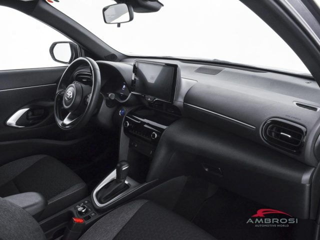 TOYOTA Yaris Cross usata 11