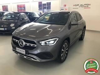 MERCEDES-BENZ GLA 200 d Automatic Sport Plus + Tetto