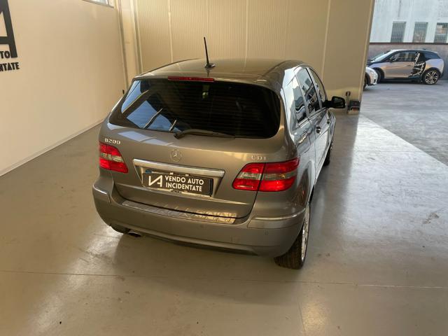 MERCEDES-BENZ B 200 usata, con Boardcomputer