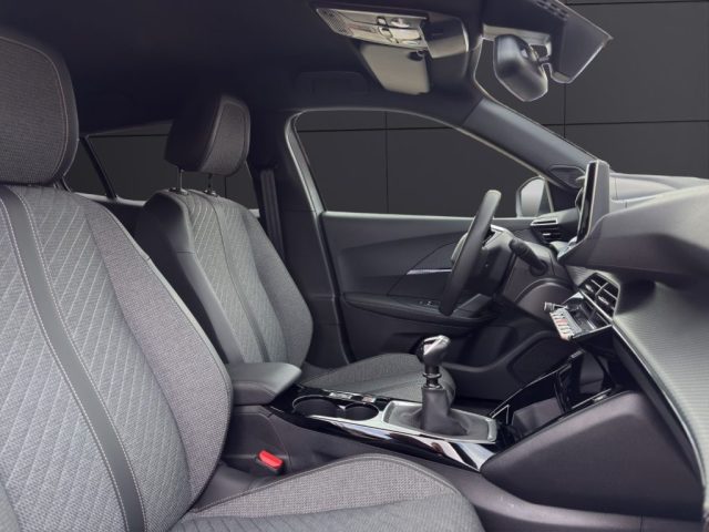 PEUGEOT 2008 usata, con Sensore di pioggia