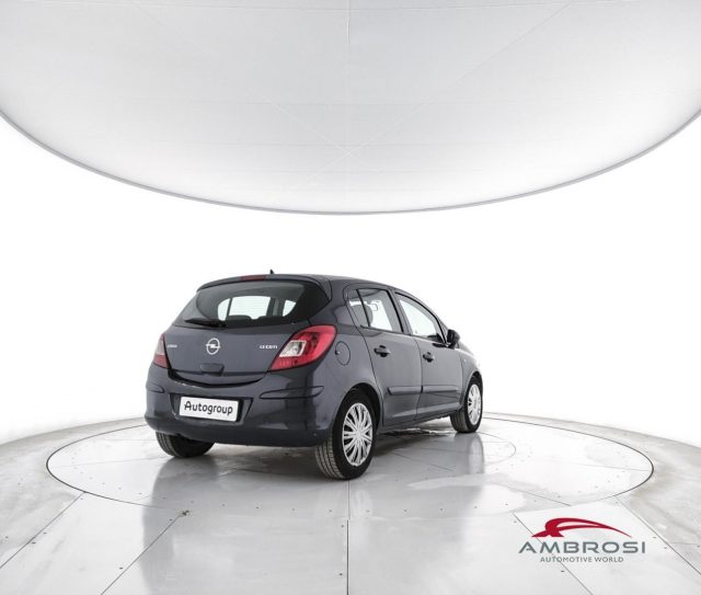 OPEL Corsa usata 2