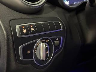 MERCEDES-BENZ C 220 usata, con Sedili riscaldati