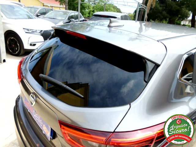 NISSAN Qashqai usata, con Hill holder
