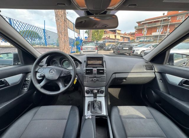MERCEDES-BENZ C 220 usata, con Chiusura centralizzata