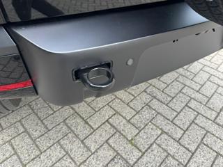 LAND ROVER Defender usata, con Park Distance Control