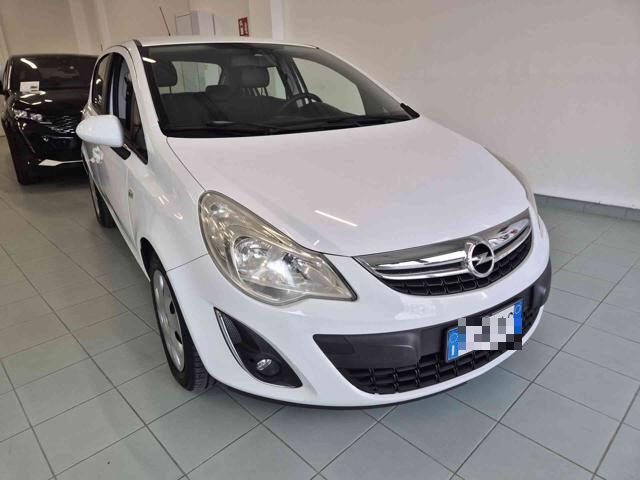 OPEL Corsa usata, con Airbag