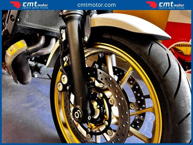 YAMAHA XSR 700 usata 14