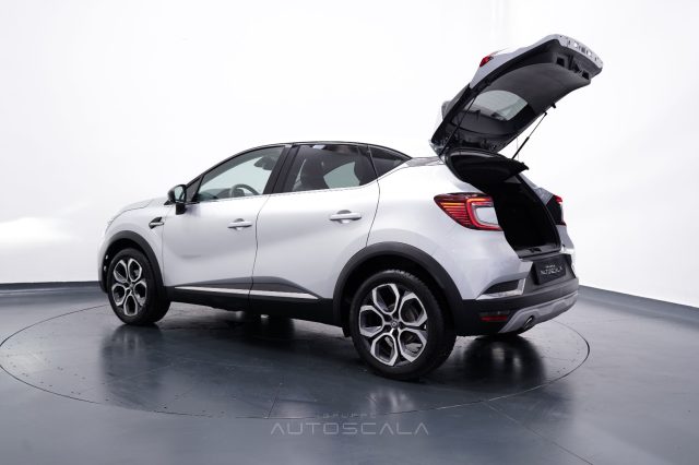 RENAULT Captur usata, con Sensori di parcheggio posteriori