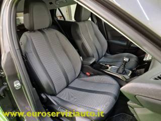 PEUGEOT 2008 usata, con Fari direzionali