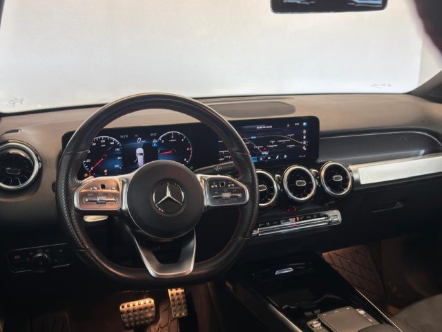 MERCEDES-BENZ GLB 200 usata, con ESP