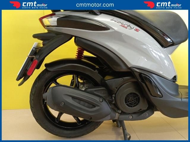PIAGGIO Liberty 125 usata 9