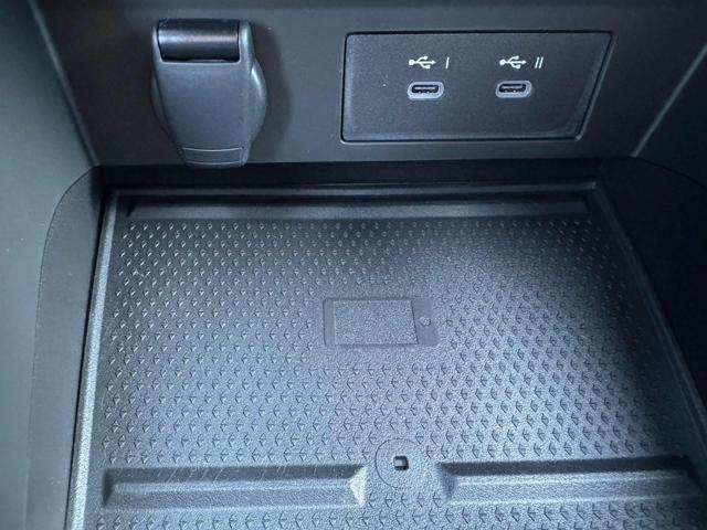 RENAULT Captur usata, con USB