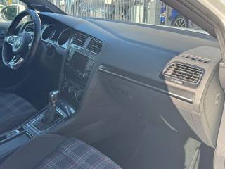 VOLKSWAGEN Golf GTI usata, con USB