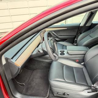 TESLA Model 3 usata, con Cerchi in lega