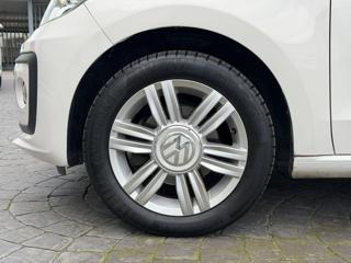 VOLKSWAGEN up! usata, con Fendinebbia