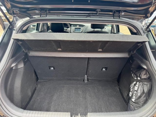 HYUNDAI i20 usata, con Autoradio digitale