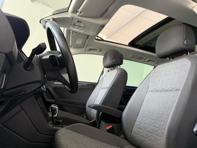 VOLKSWAGEN Tiguan usata, con Airbag testa
