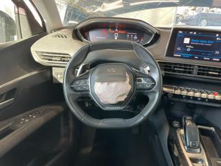 PEUGEOT 3008 usata, con Park Distance Control