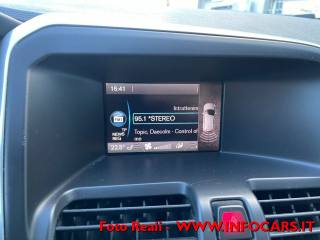 VOLVO XC60 usata, con Sensori di parcheggio posteriori