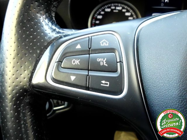 MERCEDES-BENZ GLC 220 usata, con Touch screen