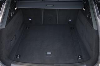MASERATI Grecale usata, con Luci diurne LED