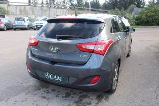 HYUNDAI i30 usata, con Airbag laterali