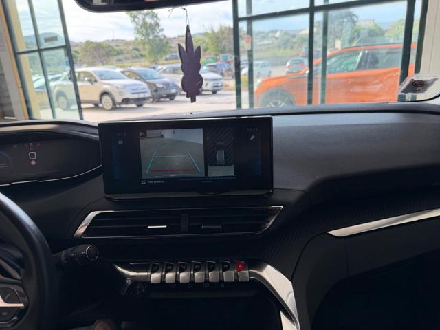 PEUGEOT 3008 usata, con Head-up display