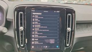 VOLVO XC40 usata, con Volante in pelle