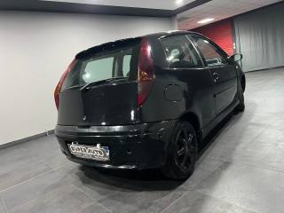 FIAT Punto usata, con USB