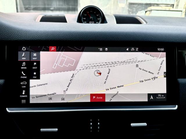 PORSCHE Cayenne usata, con Sistema di navigazione
